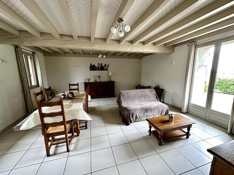 Maison De Campagne Proche Vichy Saint-Étienne-de-Vicq 外观 照片
